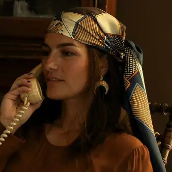 Annee carre de soie 110cm Le Tarot nuit