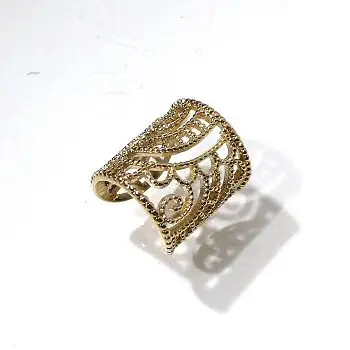 Bali Temples earcuff Dentelle arabesque
