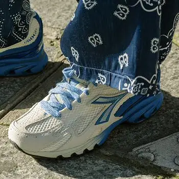 Diadora baskets Mythos Propulsion shade bleu