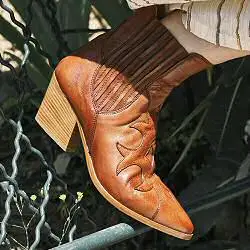 Elia Maurizi mexican boots