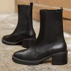 Rivecour boots