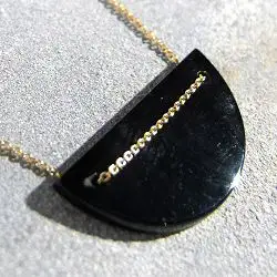Trois Petits Points collier onyx Moon