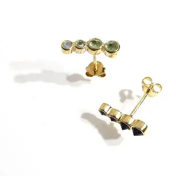 Vadi studs