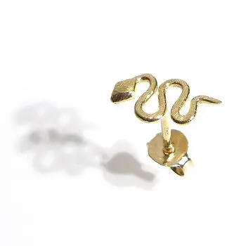 Vadi studs