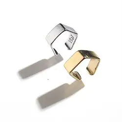 Y Paris earcuff Francis Hexa
